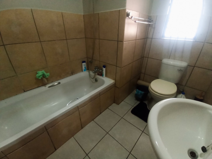 2 Bedroom Property for Sale in Wasgoedspruit North West